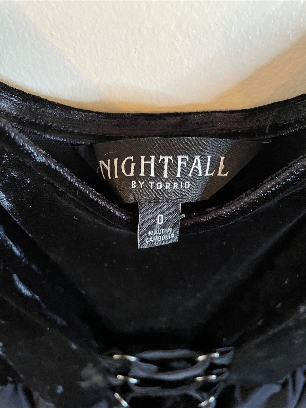 Nightfall Velvet and Chiffon Corset Bow Mini Dress - Picture 7 of 9
